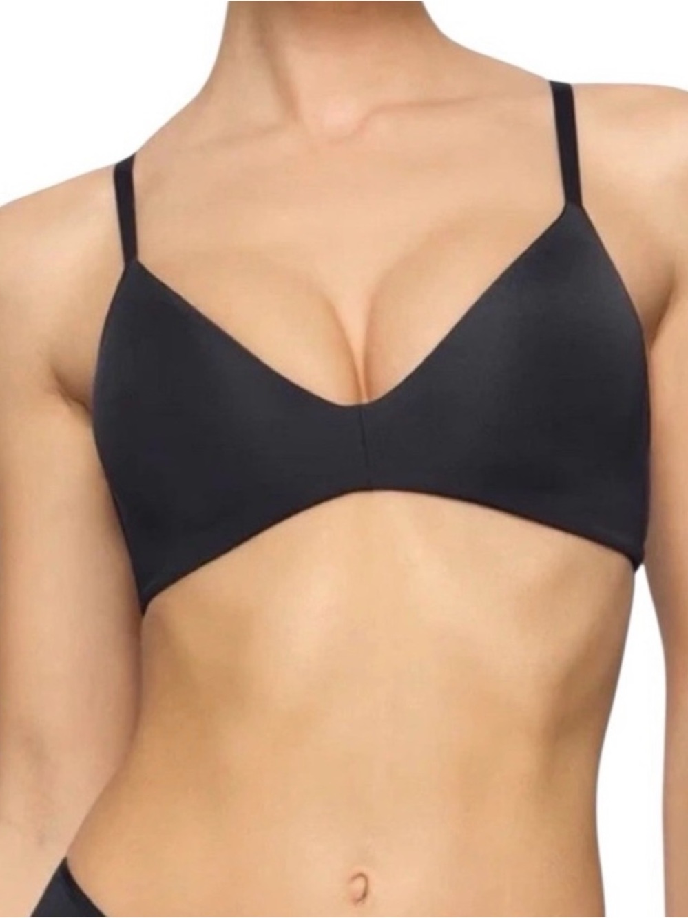 SKIMS Wireless Form Seamless Bra